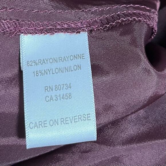 BCBGMaxAzria Tiered Velvet Peasant Skirt Size 8 Maroon Embroidered Knee Length - Picture 9 of 9